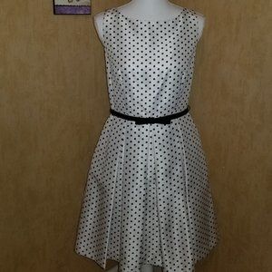 Danny & Nicole Sleeveless Party Dress